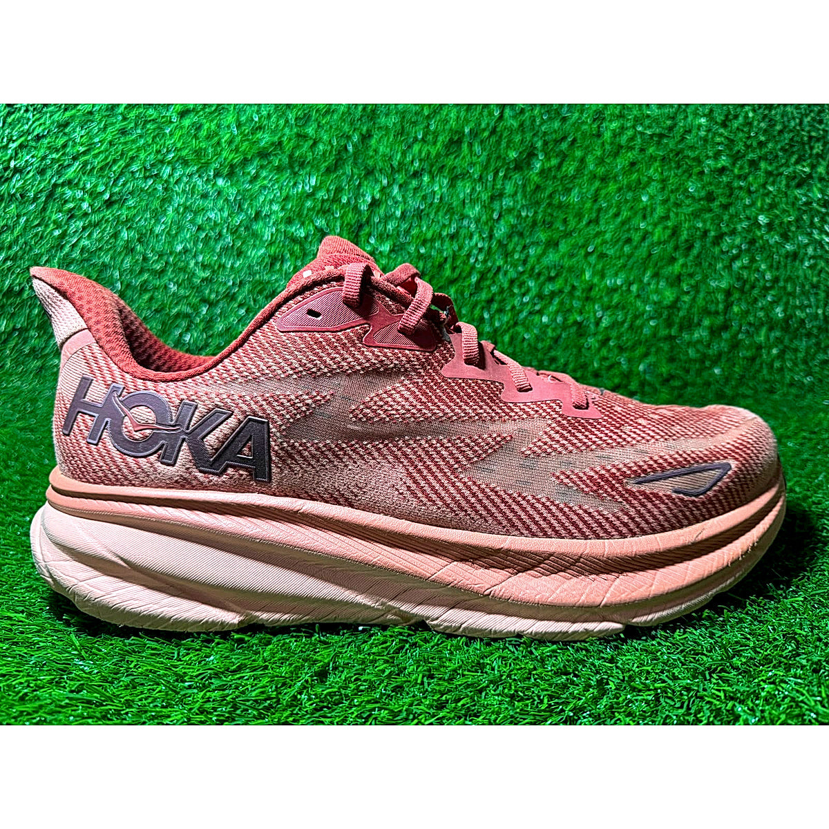 Hoka Skyward 20