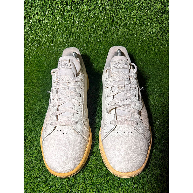 Adidas’s Stride 19