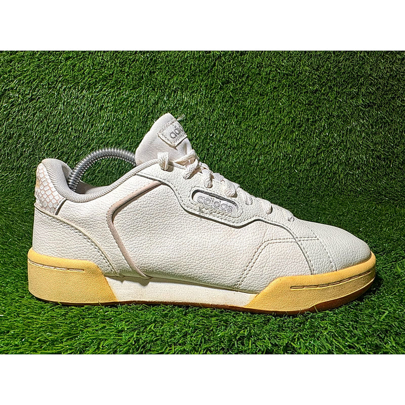 Adidas’s Stride 19