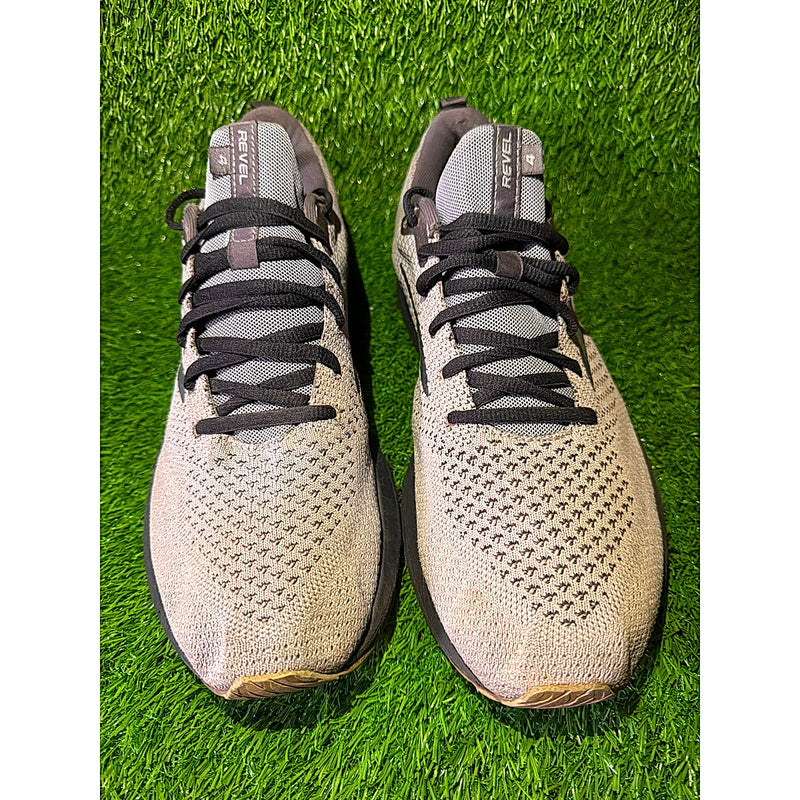 Brooks Revel 17