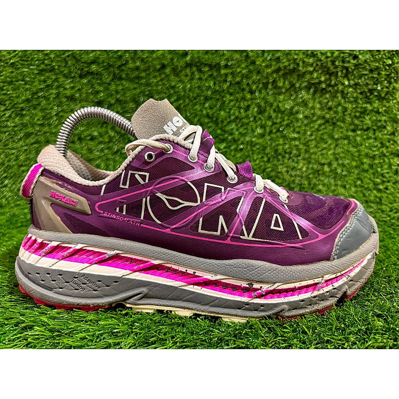 Hoka Challenger 16