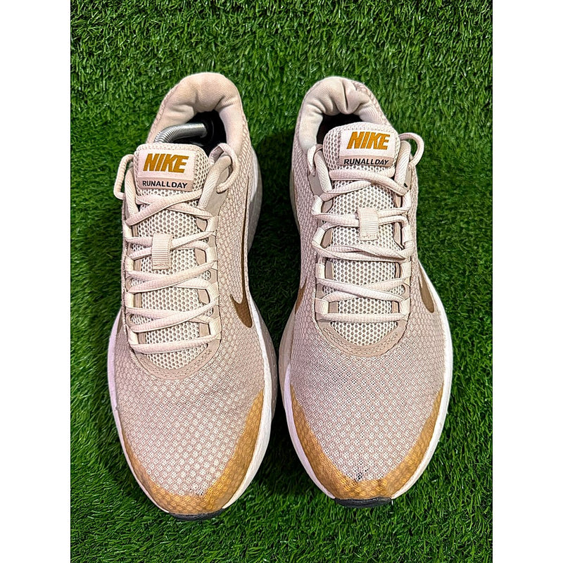Nike Dunk Low 13