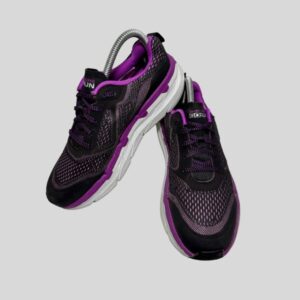 Skechers GOrun or GO