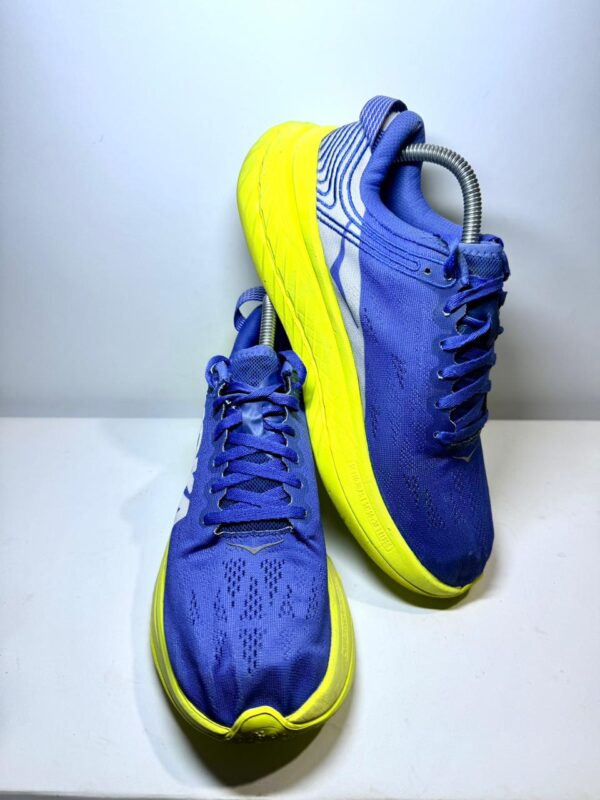 Hoka Carbon X running